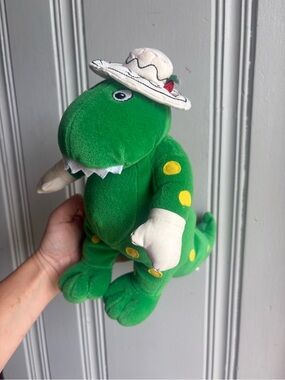 8in Vintage Dorothy The Green Dinosaur WIGGLES Singing Plush 2003